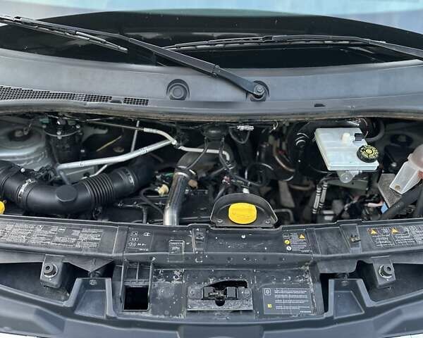 Серый Опель Movano, объемом двигателя 2.3 л и пробегом 272 тыс. км за 17500 $, фото 7 на Automoto.ua