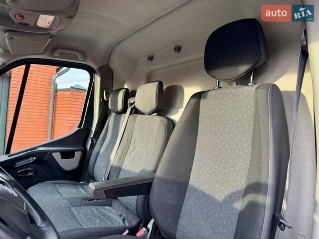 Серый Опель Movano, объемом двигателя 2.3 л и пробегом 208 тыс. км за 20500 $, фото 23 на Automoto.ua