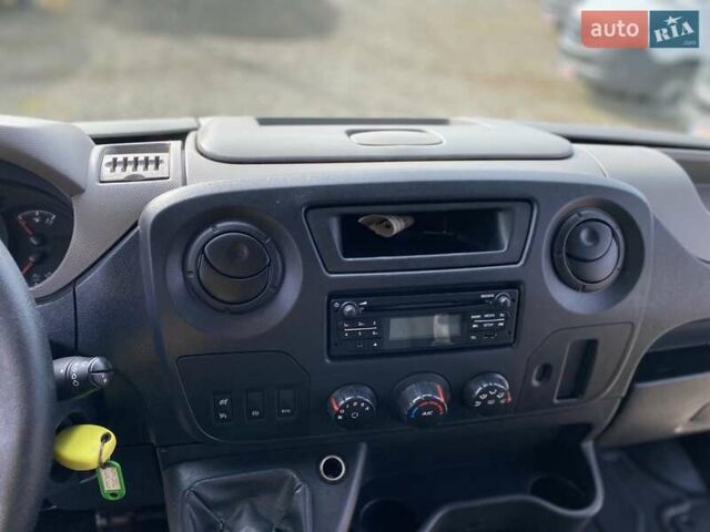 Сірий Опель Movano, об'ємом двигуна 2.3 л та пробігом 287 тис. км за 18890 $, фото 40 на Automoto.ua