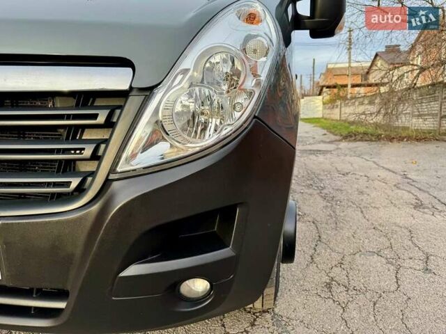 Серый Опель Movano, объемом двигателя 2.3 л и пробегом 208 тыс. км за 20500 $, фото 9 на Automoto.ua