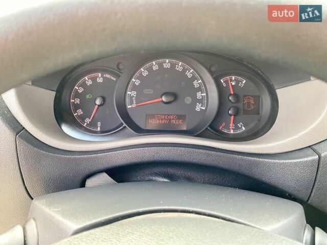 Сірий Опель Movano, об'ємом двигуна 2.3 л та пробігом 287 тис. км за 18890 $, фото 42 на Automoto.ua