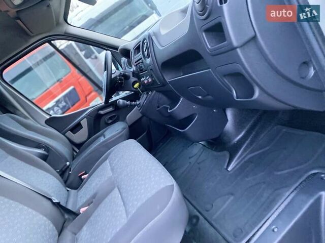 Серый Опель Movano, объемом двигателя 2.3 л и пробегом 287 тыс. км за 18890 $, фото 41 на Automoto.ua