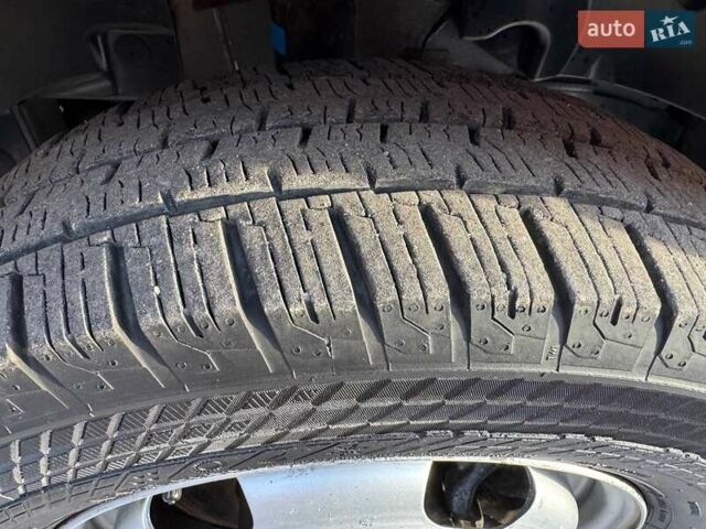 Серый Опель Movano, объемом двигателя 2.3 л и пробегом 208 тыс. км за 20500 $, фото 21 на Automoto.ua