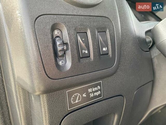 Сірий Опель Movano, об'ємом двигуна 2.3 л та пробігом 287 тис. км за 18890 $, фото 38 на Automoto.ua