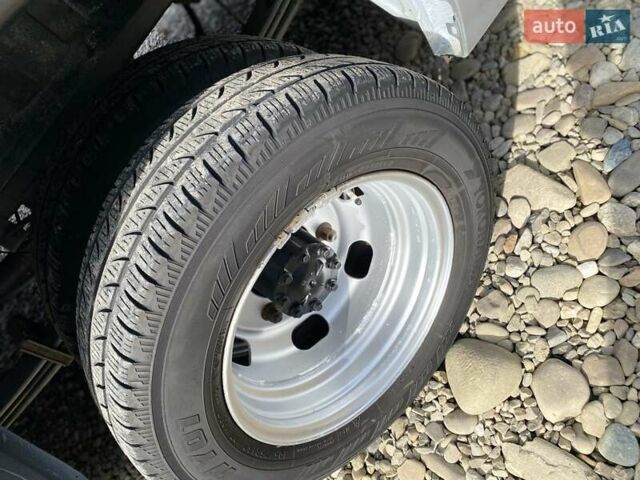 Сірий Опель Movano, об'ємом двигуна 2.3 л та пробігом 287 тис. км за 18890 $, фото 26 на Automoto.ua