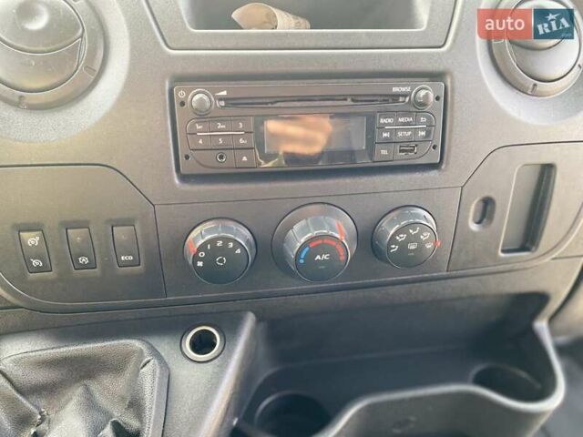 Сірий Опель Movano, об'ємом двигуна 2.3 л та пробігом 287 тис. км за 18890 $, фото 39 на Automoto.ua