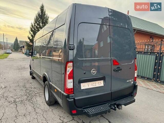 Серый Опель Movano, объемом двигателя 2.3 л и пробегом 208 тыс. км за 20500 $, фото 2 на Automoto.ua
