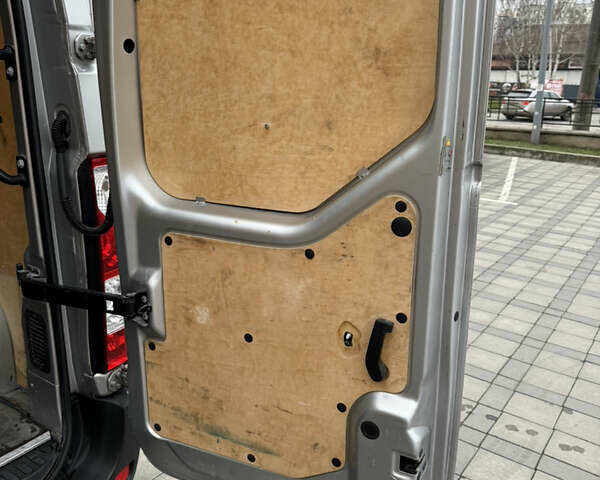 Серый Опель Movano, объемом двигателя 2.3 л и пробегом 259 тыс. км за 20500 $, фото 30 на Automoto.ua