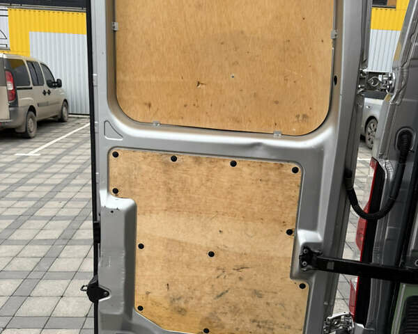 Серый Опель Movano, объемом двигателя 2.3 л и пробегом 259 тыс. км за 20500 $, фото 29 на Automoto.ua