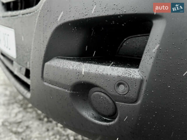 Серый Опель Movano, объемом двигателя 2.3 л и пробегом 86 тыс. км за 18900 $, фото 9 на Automoto.ua