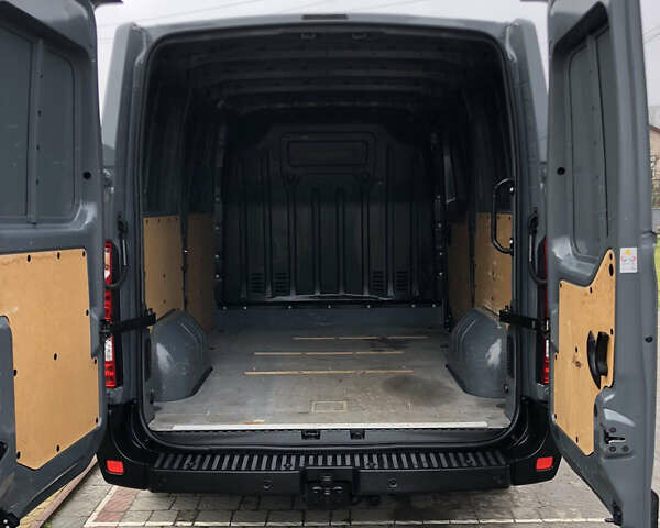 Серый Опель Movano, объемом двигателя 2.3 л и пробегом 106 тыс. км за 16700 $, фото 24 на Automoto.ua