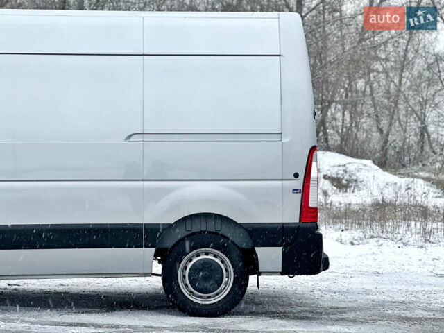 Серый Опель Movano, объемом двигателя 2.3 л и пробегом 86 тыс. км за 18900 $, фото 1 на Automoto.ua