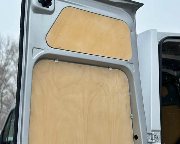 Серый Опель Movano, объемом двигателя 2.3 л и пробегом 86 тыс. км за 18900 $, фото 60 на Automoto.ua