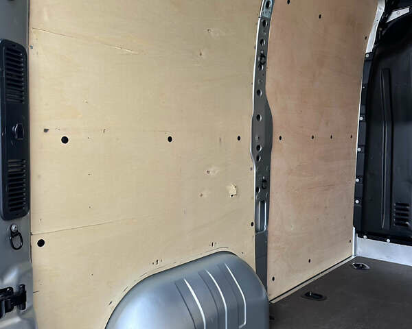 Серый Опель Movano, объемом двигателя 2.3 л и пробегом 86 тыс. км за 18900 $, фото 47 на Automoto.ua