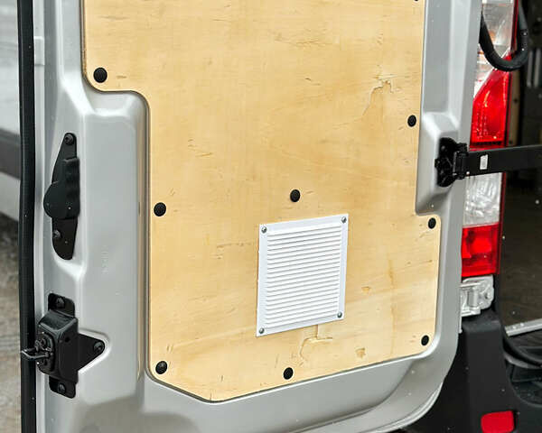 Серый Опель Movano, объемом двигателя 2.3 л и пробегом 86 тыс. км за 18900 $, фото 61 на Automoto.ua