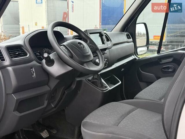 Серый Опель Movano, объемом двигателя 2.3 л и пробегом 218 тыс. км за 18750 $, фото 12 на Automoto.ua