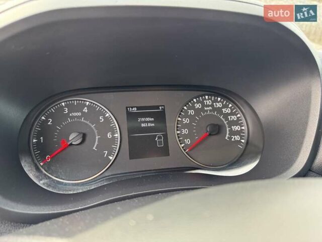 Серый Опель Movano, объемом двигателя 2.3 л и пробегом 218 тыс. км за 21700 $, фото 43 на Automoto.ua