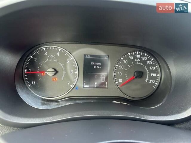 Сірий Опель Movano, об'ємом двигуна 2.3 л та пробігом 208 тис. км за 18900 $, фото 50 на Automoto.ua