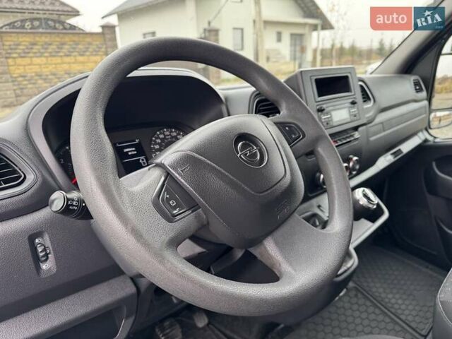 Серый Опель Movano, объемом двигателя 2.3 л и пробегом 207 тыс. км за 21200 $, фото 26 на Automoto.ua