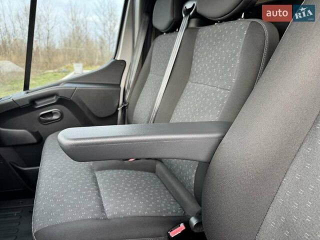 Серый Опель Movano, объемом двигателя 2.3 л и пробегом 218 тыс. км за 21700 $, фото 37 на Automoto.ua