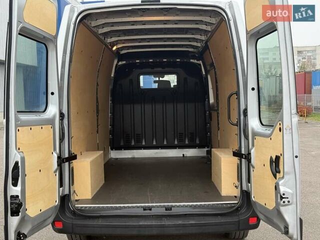 Серый Опель Movano, объемом двигателя 2.3 л и пробегом 218 тыс. км за 18750 $, фото 23 на Automoto.ua