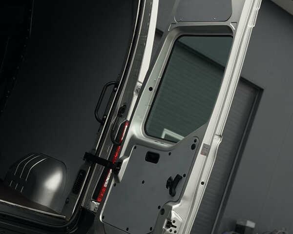 Сірий Опель Movano, об'ємом двигуна 2.3 л та пробігом 99 тис. км за 19900 $, фото 32 на Automoto.ua