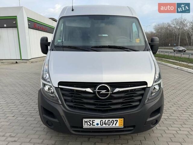 Серый Опель Movano, объемом двигателя 2.3 л и пробегом 218 тыс. км за 21700 $, фото 3 на Automoto.ua