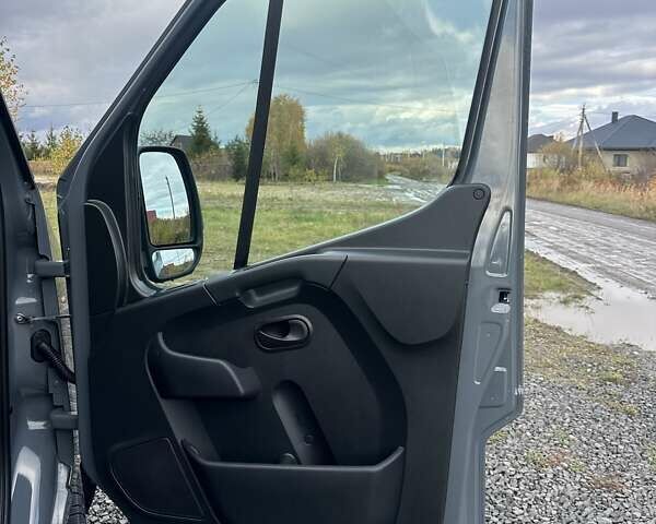 Сірий Опель Movano, об'ємом двигуна 2.3 л та пробігом 208 тис. км за 18900 $, фото 41 на Automoto.ua