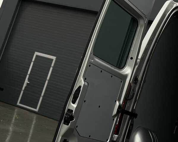 Сірий Опель Movano, об'ємом двигуна 2.3 л та пробігом 99 тис. км за 19900 $, фото 31 на Automoto.ua