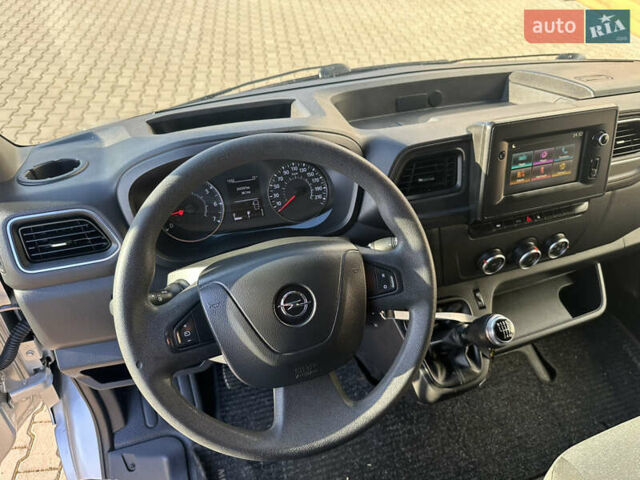 Серый Опель Movano, объемом двигателя 2.3 л и пробегом 240 тыс. км за 18700 $, фото 28 на Automoto.ua