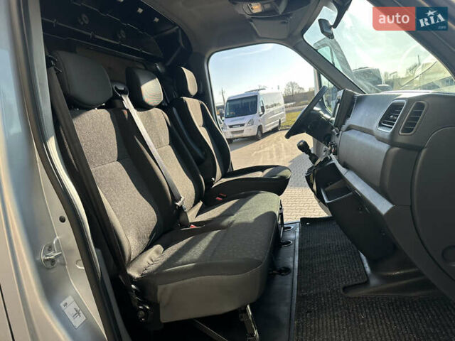 Серый Опель Movano, объемом двигателя 2.3 л и пробегом 240 тыс. км за 18700 $, фото 32 на Automoto.ua