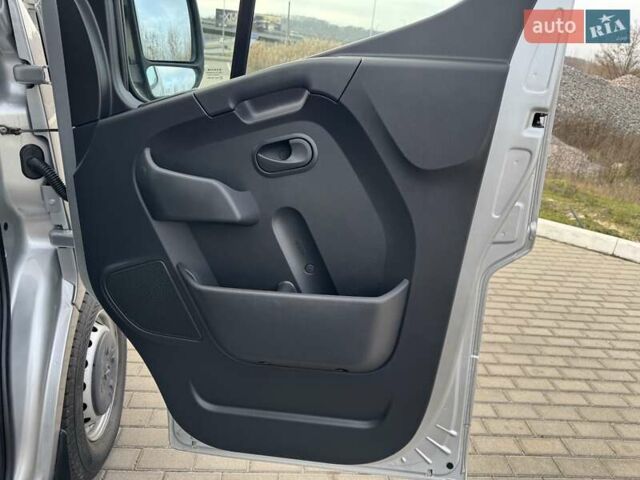 Серый Опель Movano, объемом двигателя 2.3 л и пробегом 218 тыс. км за 21700 $, фото 31 на Automoto.ua