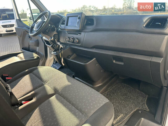 Серый Опель Movano, объемом двигателя 2.3 л и пробегом 240 тыс. км за 18700 $, фото 33 на Automoto.ua