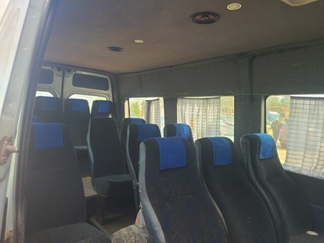 Серый Опель Movano, объемом двигателя 2.5 л и пробегом 160 тыс. км за 4250 $, фото 4 на Automoto.ua