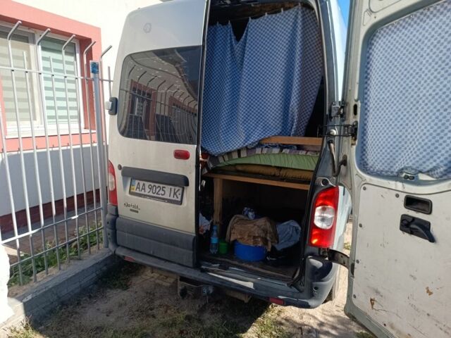 Сірий Опель Movano, об'ємом двигуна 3 л та пробігом 234 тис. км за 8000 $, фото 2 на Automoto.ua