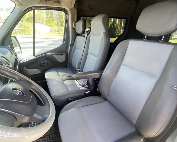 Опель Movano 2010 у Івано-Франківську на Automoto.ua Сірий Опель Movano, об'ємом двигуна 2.3 л та пробігом 380 тис. км за 13500 $, фото 9 на Automoto.ua