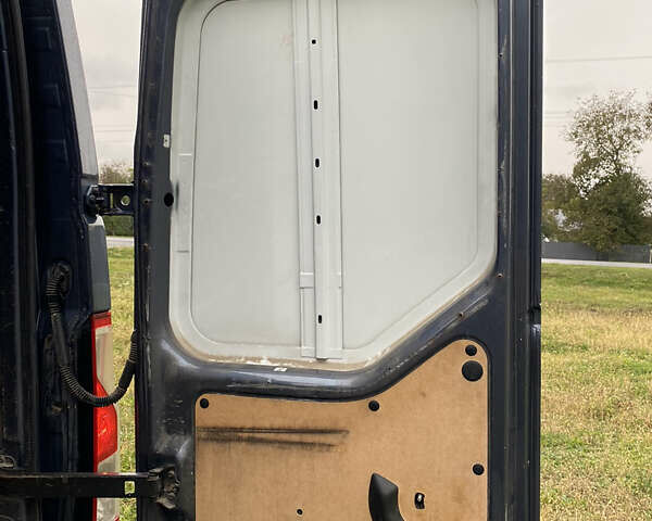 Сірий Опель Movano, об'ємом двигуна 2.3 л та пробігом 600 тис. км за 9000 $, фото 8 на Automoto.ua