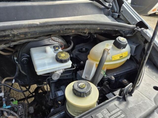 Серый Опель Movano, объемом двигателя 2.3 л и пробегом 160 тыс. км за 10499 $, фото 17 на Automoto.ua