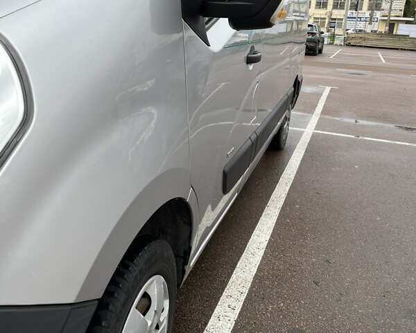 Сірий Опель Movano, об'ємом двигуна 2.3 л та пробігом 330 тис. км за 14500 $, фото 7 на Automoto.ua