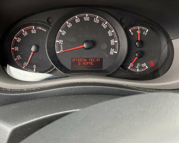 Сірий Опель Movano, об'ємом двигуна 2.3 л та пробігом 330 тис. км за 14500 $, фото 13 на Automoto.ua