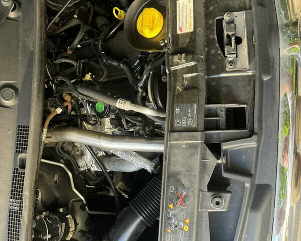 Сірий Опель Movano, об'ємом двигуна 2.3 л та пробігом 228 тис. км за 14900 $, фото 8 на Automoto.ua