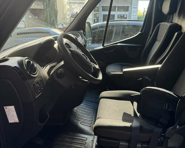 Сірий Опель Movano, об'ємом двигуна 2.3 л та пробігом 228 тис. км за 14900 $, фото 11 на Automoto.ua