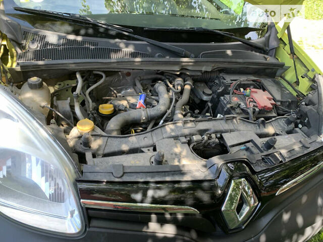 Сірий Опель Movano, об'ємом двигуна 2.3 л та пробігом 228 тис. км за 14900 $, фото 13 на Automoto.ua