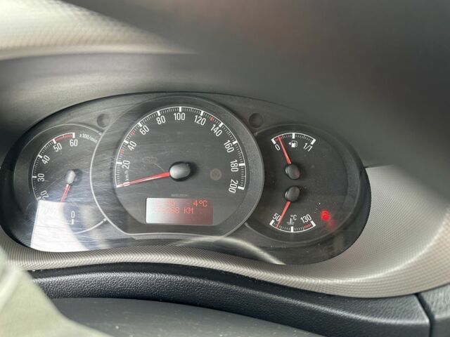 Серый Опель Movano, объемом двигателя 2.3 л и пробегом 250 тыс. км за 16500 $, фото 6 на Automoto.ua