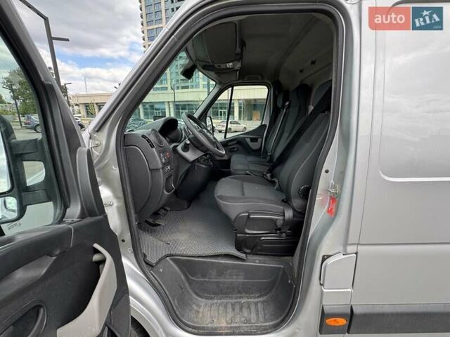 Серый Опель Movano, объемом двигателя 2.3 л и пробегом 148 тыс. км за 20000 $, фото 9 на Automoto.ua