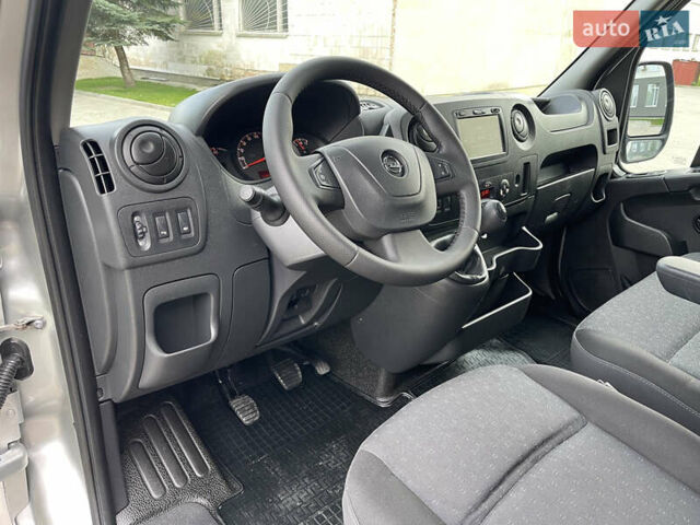 Сірий Опель Movano, об'ємом двигуна 2.3 л та пробігом 124 тис. км за 19700 $, фото 19 на Automoto.ua