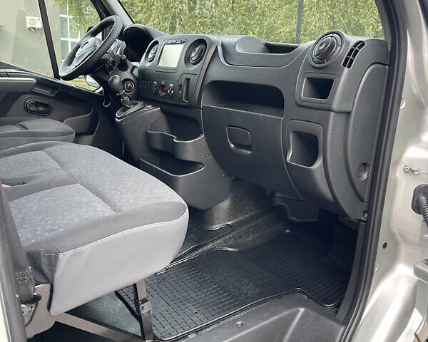 Сірий Опель Movano, об'ємом двигуна 2.3 л та пробігом 124 тис. км за 19700 $, фото 26 на Automoto.ua