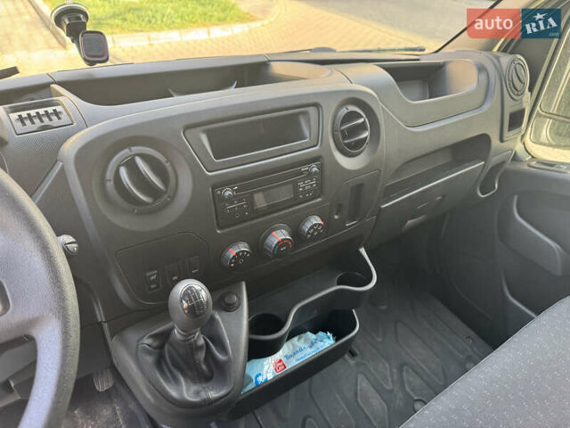 Серый Опель Movano, объемом двигателя 2.3 л и пробегом 92 тыс. км за 19200 $, фото 15 на Automoto.ua
