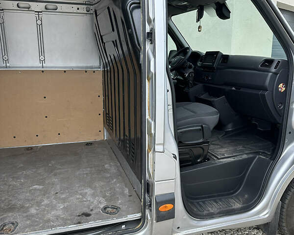 Серый Опель Movano, объемом двигателя 2.3 л и пробегом 198 тыс. км за 21000 $, фото 15 на Automoto.ua