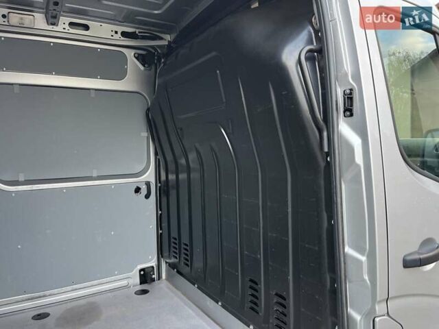 Серый Опель Movano, объемом двигателя 2.3 л и пробегом 166 тыс. км за 18499 $, фото 9 на Automoto.ua